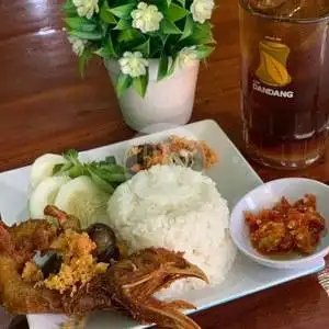 Gambar Makanan Ayam Goreng/Bakar Mbak Yuli, Belakang Bank Indonesia 16