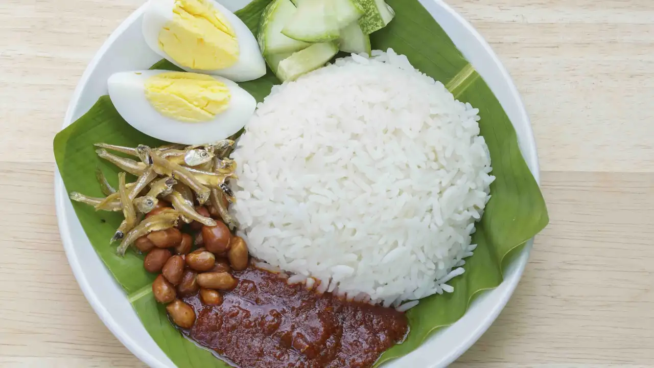 nasi lemak daun pisang ampang avenue