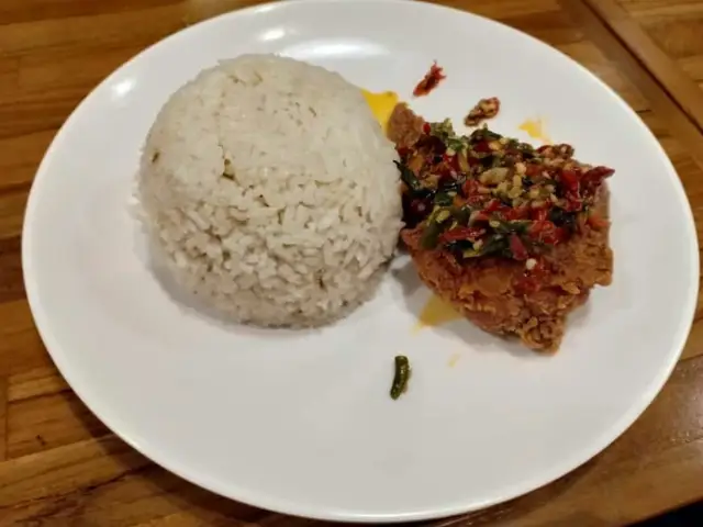 Gambar Makanan Sambal Khas Karmila 9