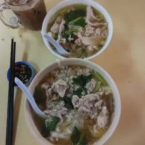 Peter&apos;s Pork Noodle Food Photo 10