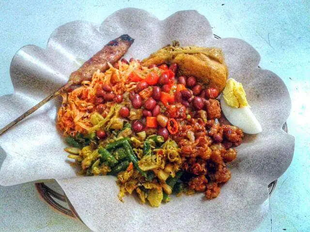 Gambar Makanan Nasi Pedas & Bebek Crispy Dewata 2