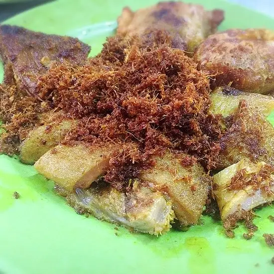 Gambar Makanan Warung Doyong Ayam Goreng Bondongan 4