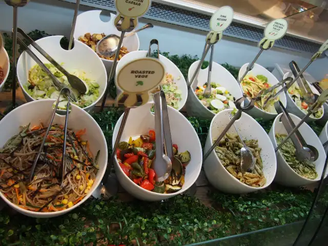 MUNCH Roasts & Salads Food Photo 6