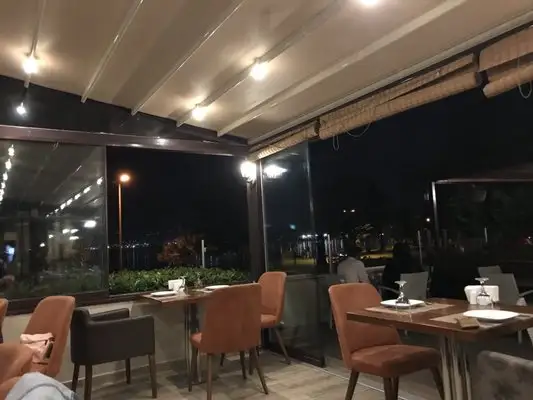 Romano Cefe &amp; Restaurant'nin yemek ve ambiyans fotoğrafları 4