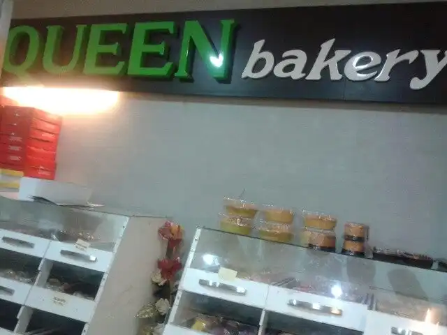 Gambar Makanan Queen Bakery Purbalingga 2