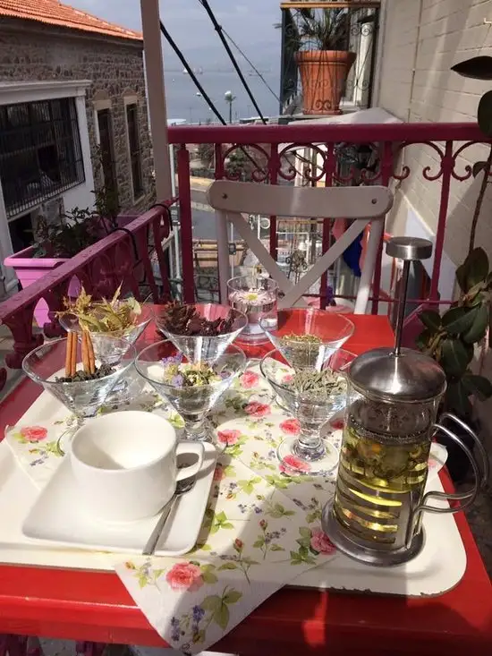 Cafe Melantia'nin yemek ve ambiyans fotoğrafları 3