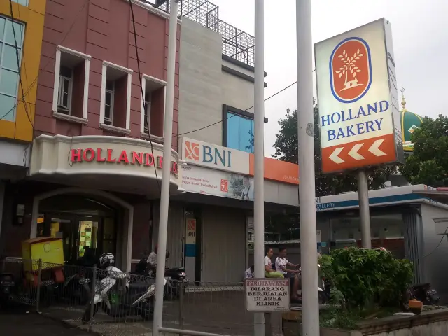 Gambar Makanan Holland Bakery 20