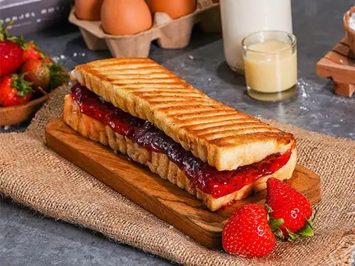 Roti Bakar 67 Pastry Dan Tahu Aci Khas Tegal, Banyumanik