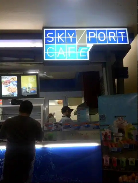 Gambar Makanan Skyport Cafe 10