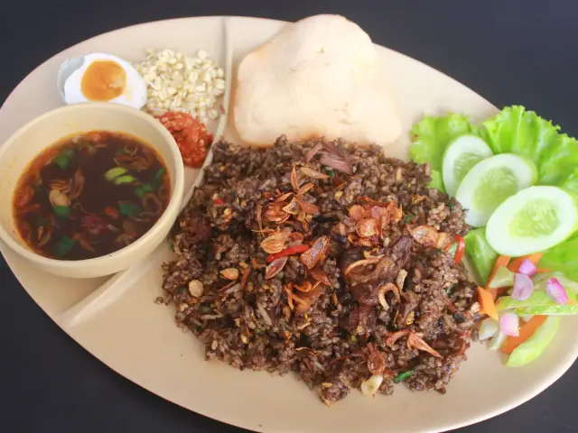 Gambar Makanan Ayam Goreng Aroma 3