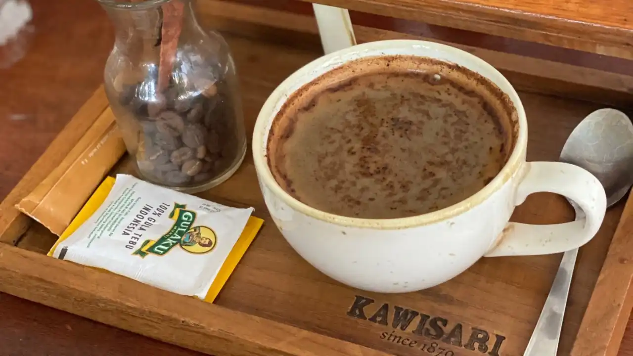 Kawisari Cafe & Eatery