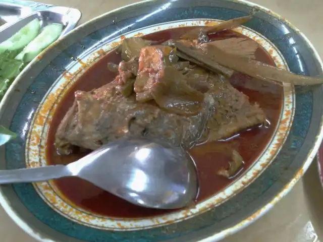 Restoran Kari Kepala Ikan Haji Isenin @ Semabok, Melaka