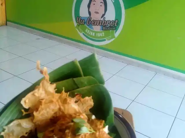 Gambar Makanan Nasi Pecel Yu Gembrot Madiun 1