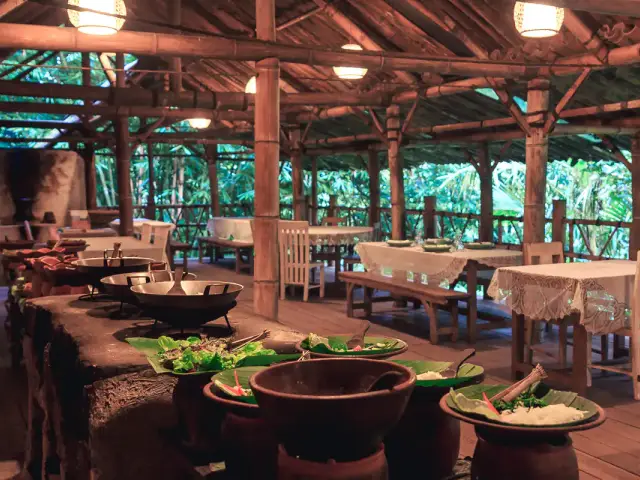 Gambar Makanan Bamboo Forest Restaurant by WHM 5