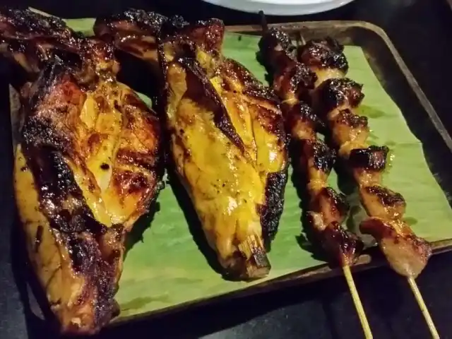 Bacolod Chicken Parilla Food Photo 8