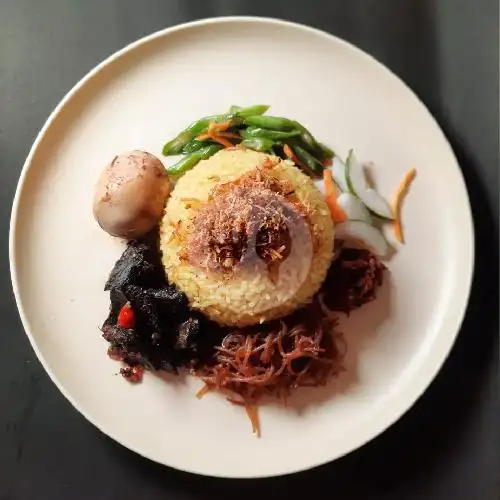 Gambar Makanan Nasi Kuning Ambon Ny Liem, Hertasning 6