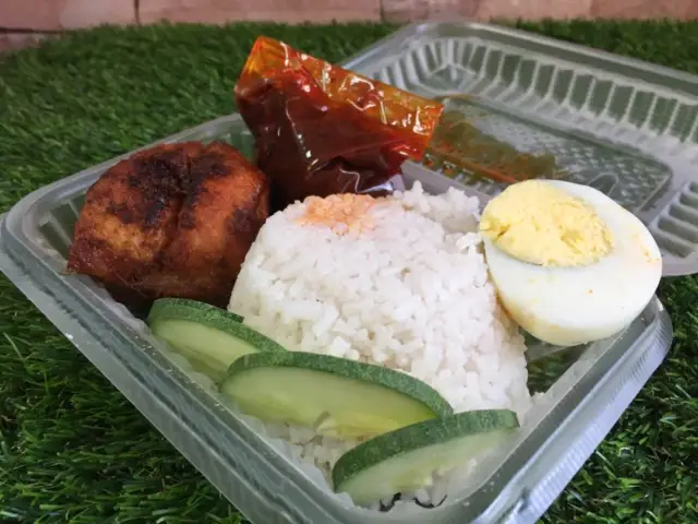 Nasi Kukus Ayam Dara Dataran (NKADD)