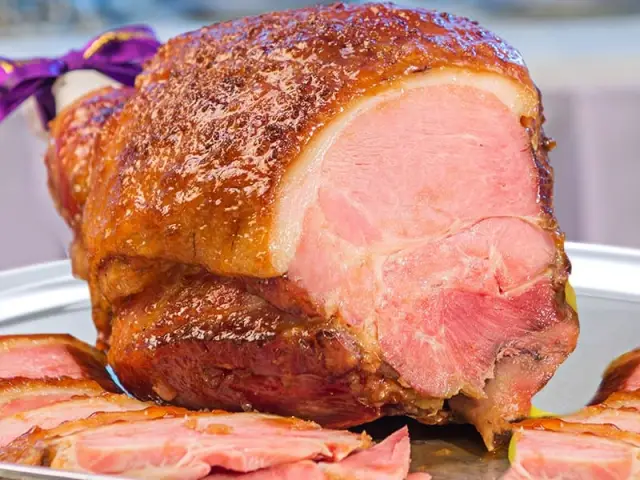 The Plaza Premium Baked Ham Food Photo 3