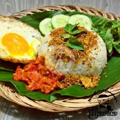 Gambar Makanan Nasi Uduk Ayam Geprek Chacha, Laks Martadinata 15