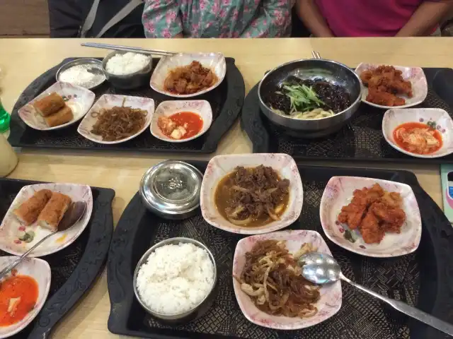 Gambar Makanan Mujigae Bibimbab & Casual Korean Food 8