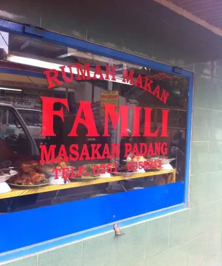 Gambar Makanan RM Padang Famili 1