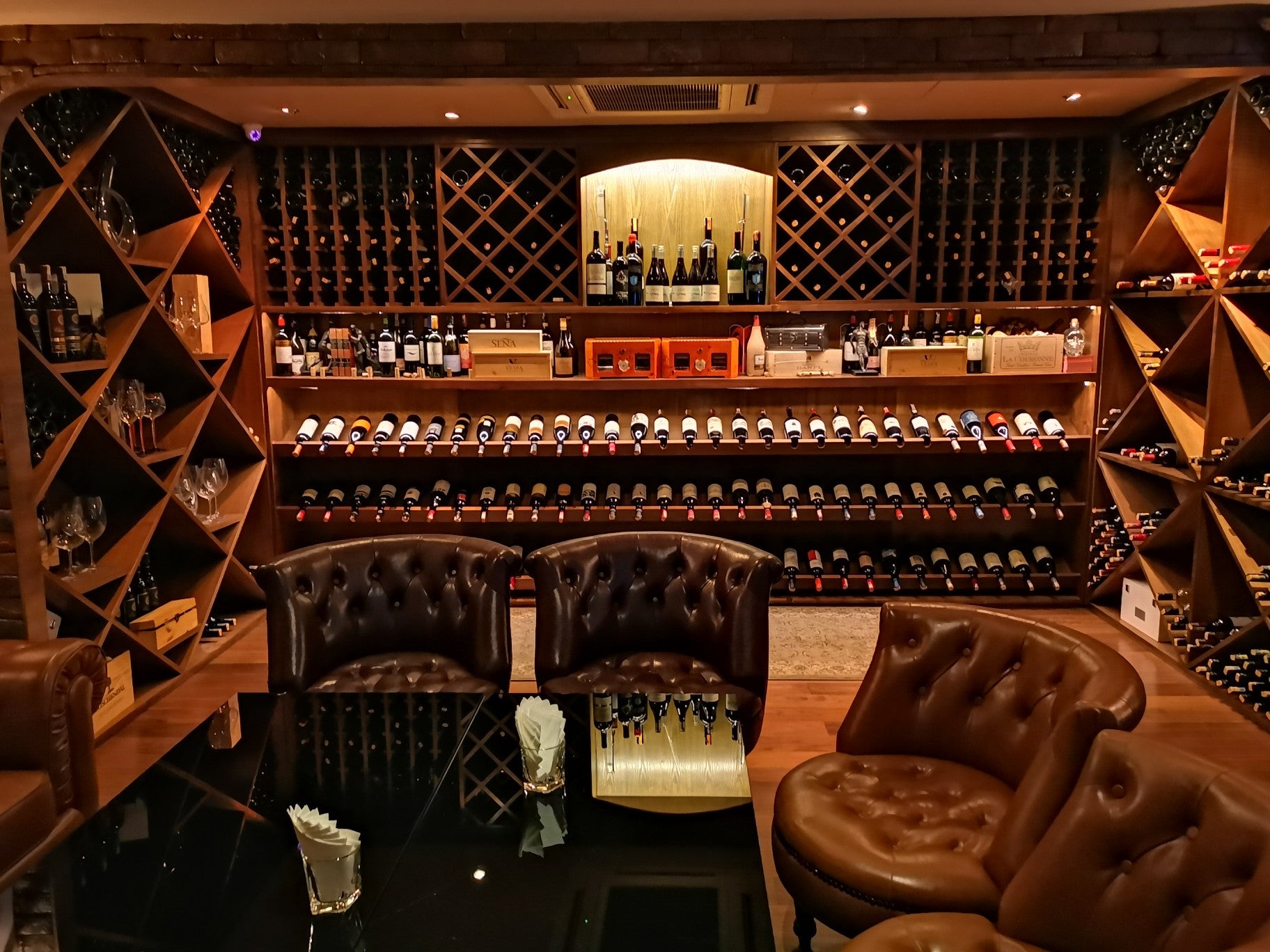 gallo-wine-bar-taman-desa-bar-restaurant-near-me-in-kuala-lumpur