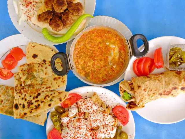 Hamza Gözleme & Köfte & Izgara'nin yemek ve ambiyans fotoğrafları 1