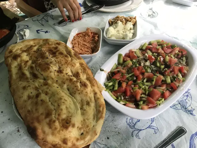 Arkadas Alabalık Restaurant - Cafe'nin yemek ve ambiyans fotoğrafları 4