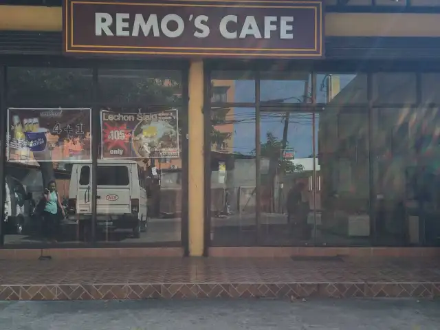 Remo's Cafe Food Photo 2