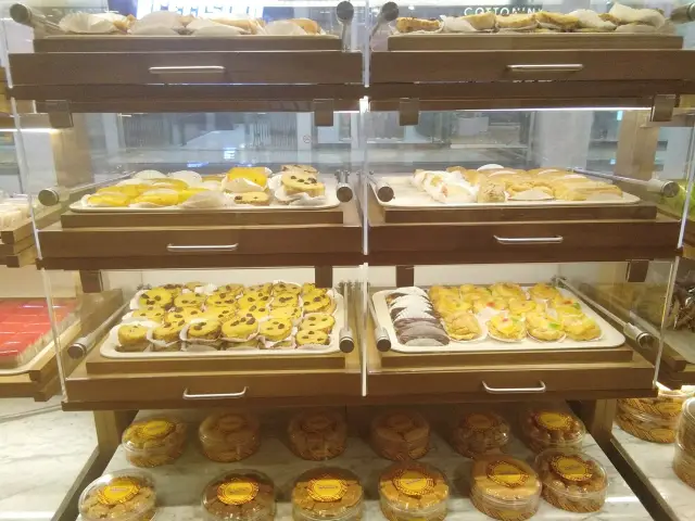 Gambar Makanan Bakery Monami 4