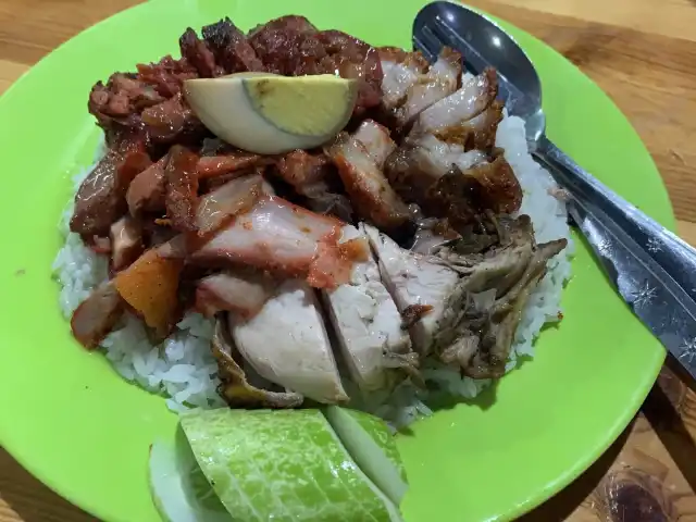 Gambar Makanan Nasi Campur Yung Yung 99 Kalimanta 7