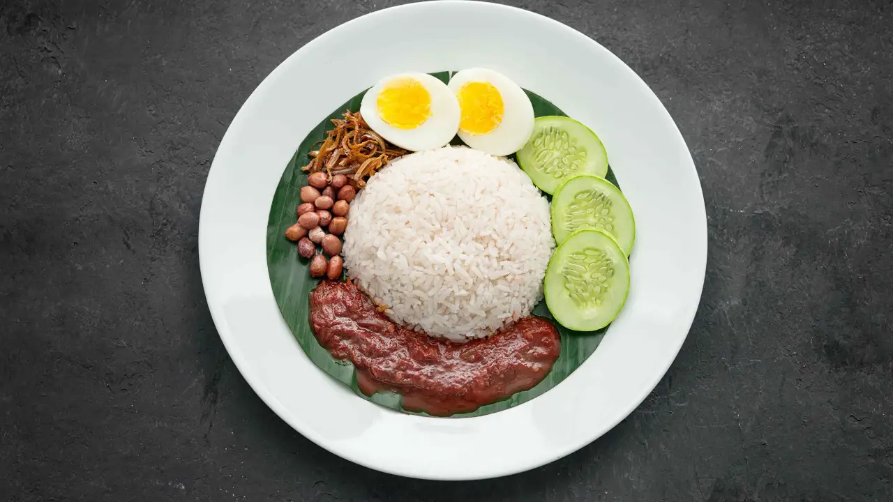 Nasi lemak wan satar 3