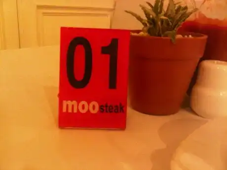 Gambar Makanan Moo Steak 3