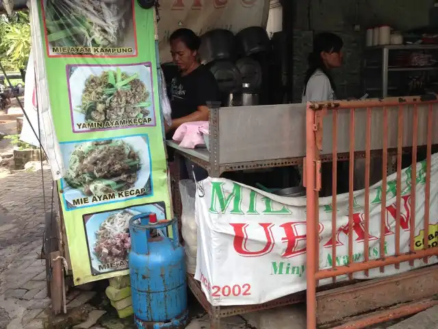 Gambar Makanan Bakmie Uban 9