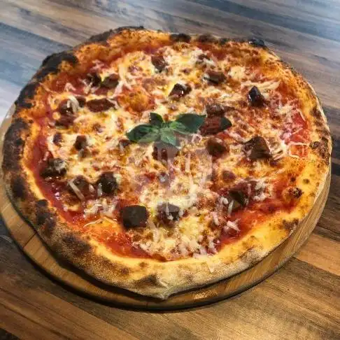 Gambar Makanan Pizza Krust, Senopati 4