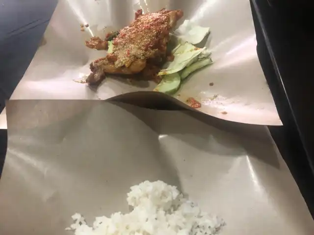 Ayam Gepuk Pak Gembus Food Photo 7