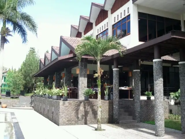 Gambar Makanan Coffee Shop - Puteri Gunung Hotel 3