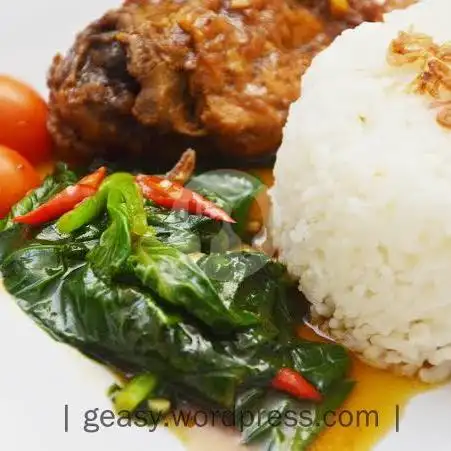 Gambar Makanan Warteg 84 Rawamangun 7