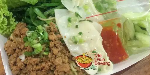 Mie Daun Bawang, Denpasar