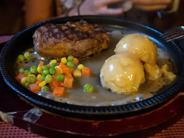 Steak 101 Food Photo 8