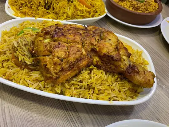 H.K Pakistani Restaurant'nin yemek ve ambiyans fotoğrafları 1