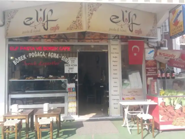 Elif Pasta&Börek Cafe'nin yemek ve ambiyans fotoğrafları 4