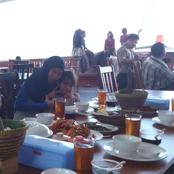 Gambar Makanan Istana Laut Restaurant (Pasir Padi Beach), Pangkal Pinang, Bangka-Belitung 12