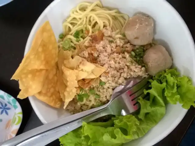 Gambar Makanan Pangsit Mie Bromo Pojok 3