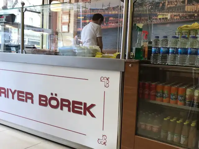 Öz Sariyer Börekçisi'nin yemek ve ambiyans fotoğrafları 1