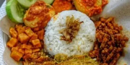 Nasi Uduk Dan Nasi Kuning Joglo Pujasera, Cicendo