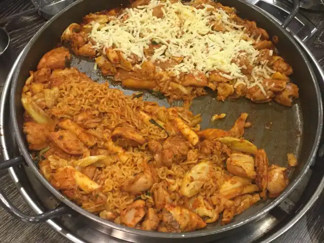 Daebak Dakgalbi Food Photo 5