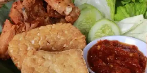 Mas Deka Ayam Batokok Sambal Terasi, Payakumbuh Timur