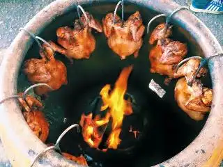 Ayam Tempayan Naga Food Photo 3