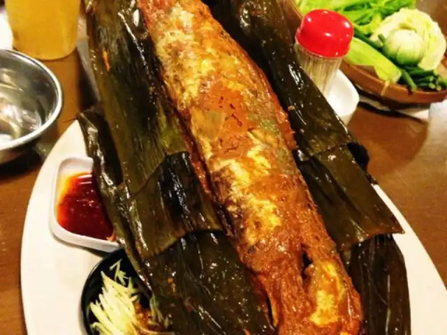 Gambar Makanan Ikan Bakar Dalam Bambu "Karimata" 1